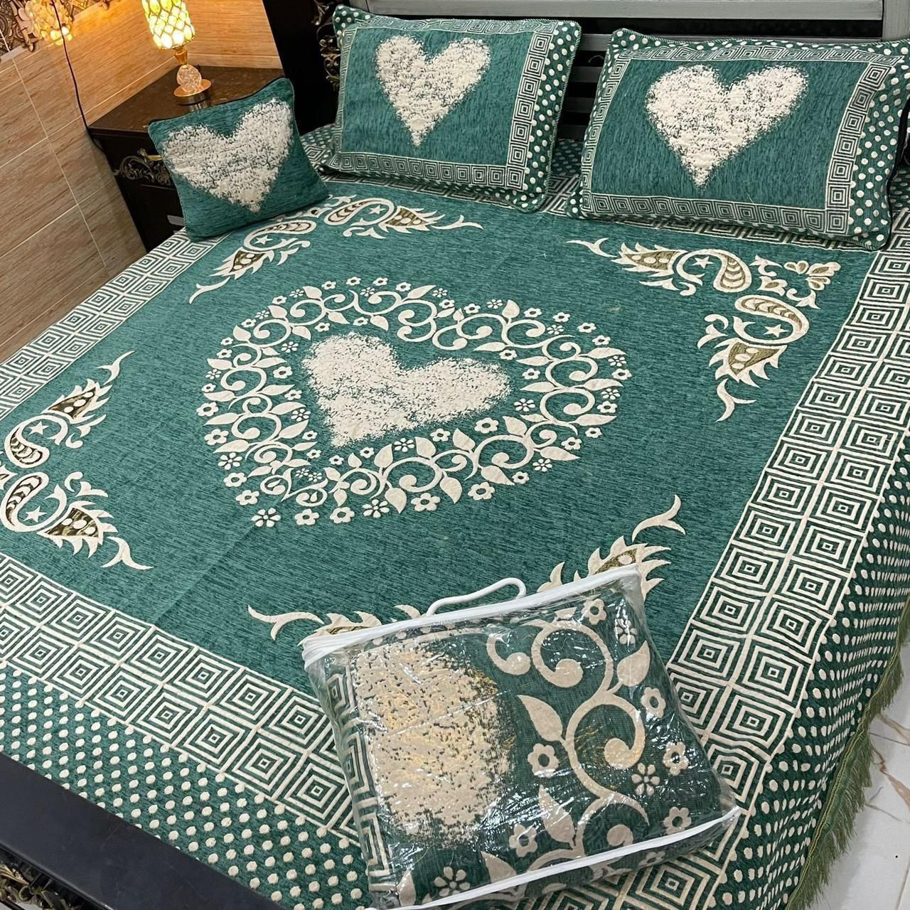4PC Velvet Jacquard Bedsheet – King Size -zinc